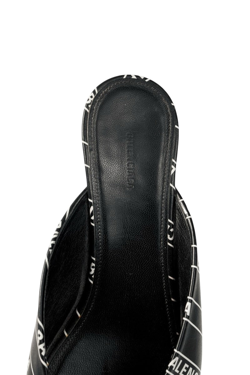 Balenciaga Papuce