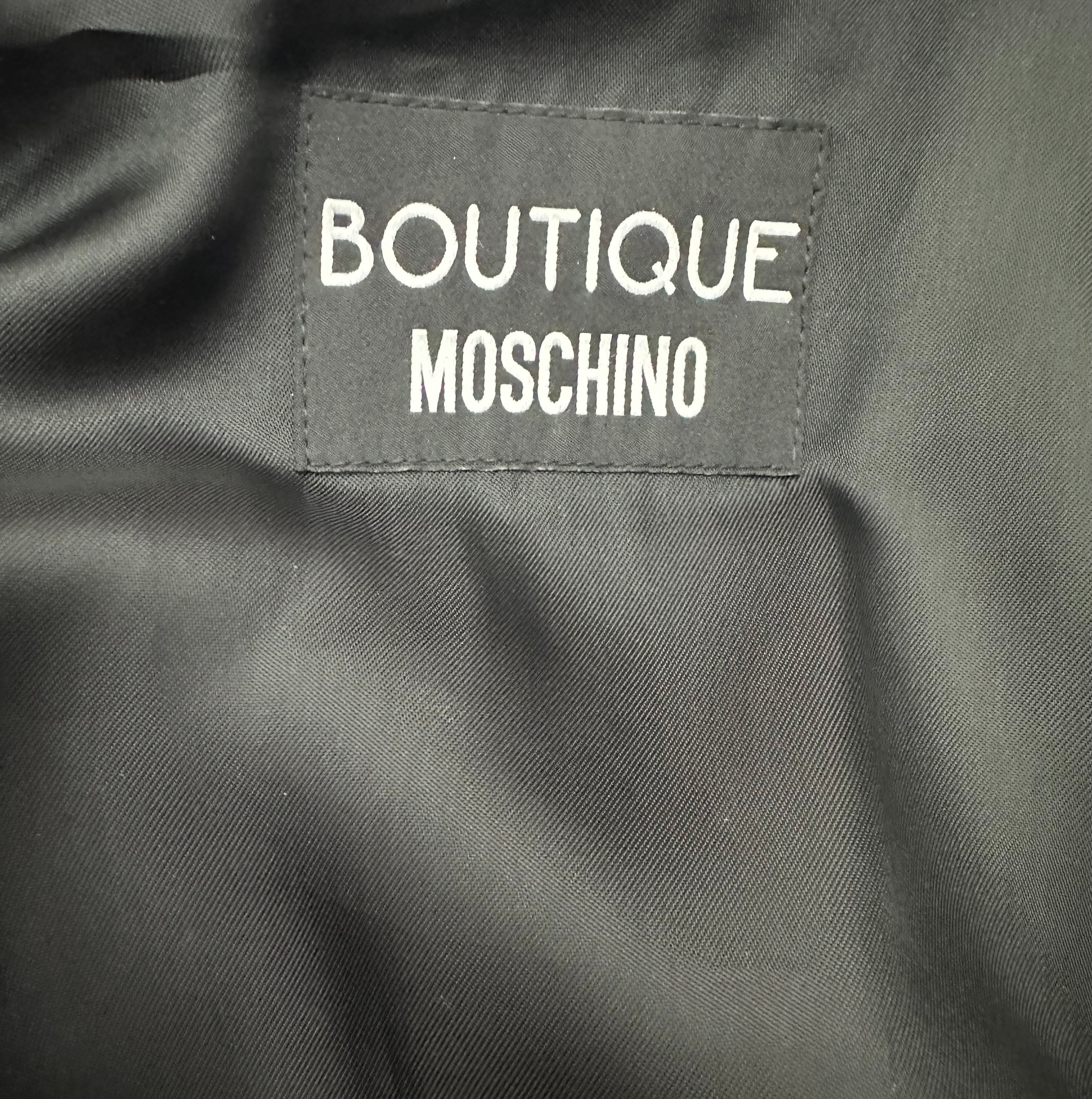 Moschino Kaput