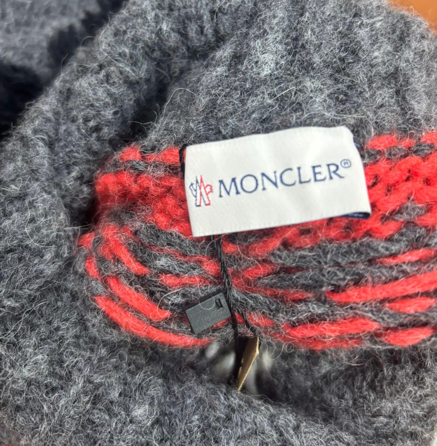 Moncler Dzemper