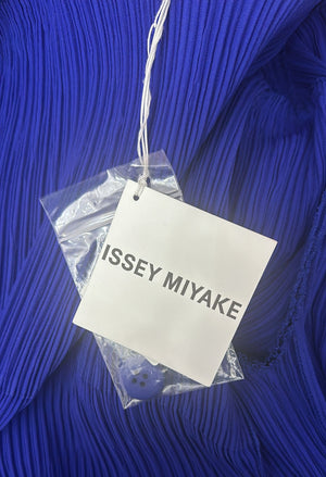 Issey Miyake Mantil